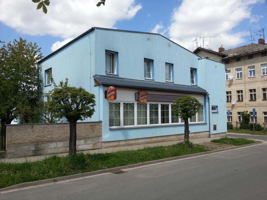 Dvůr Králové nad Labem Klub U Namornika מראה חיצוני תמונה