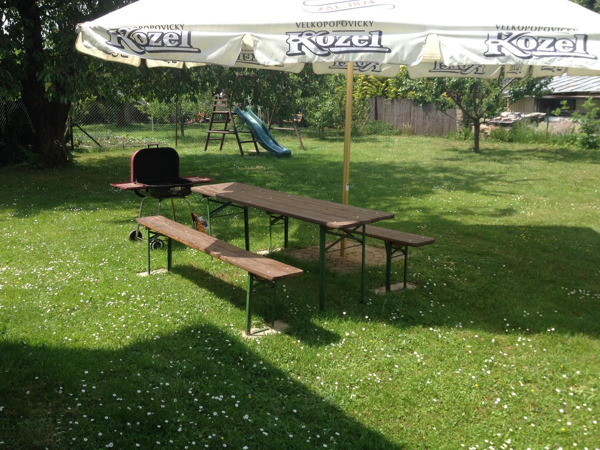 Dvůr Králové nad Labem Klub U Namornika מראה חיצוני תמונה