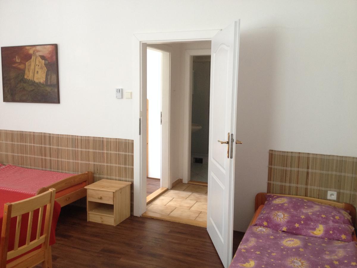 Dvůr Králové nad Labem Klub U Namornika מראה חיצוני תמונה